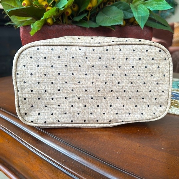 NWOT Kate Spade Out to Lunch Zippered Lunch Tote Polka Dot Neutral Insulated - Picture 7 of 11